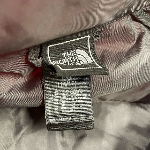 Boys The North Face Red Zip Up Outerwear Liner Outerwear Jacket - Picture 10 of 11